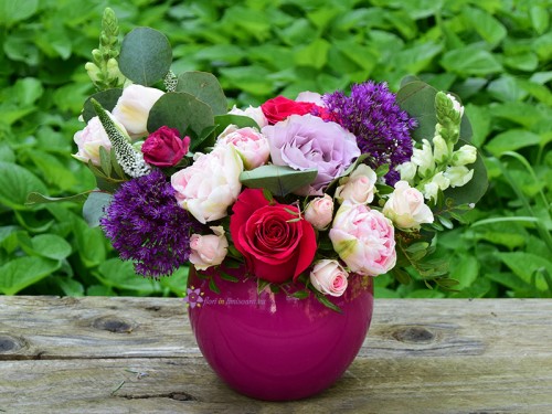 Aranjament Elena - vas ceramic cu flori